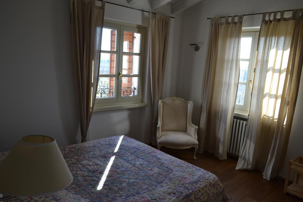 La Favola Sirmione Villa Buitenkant foto