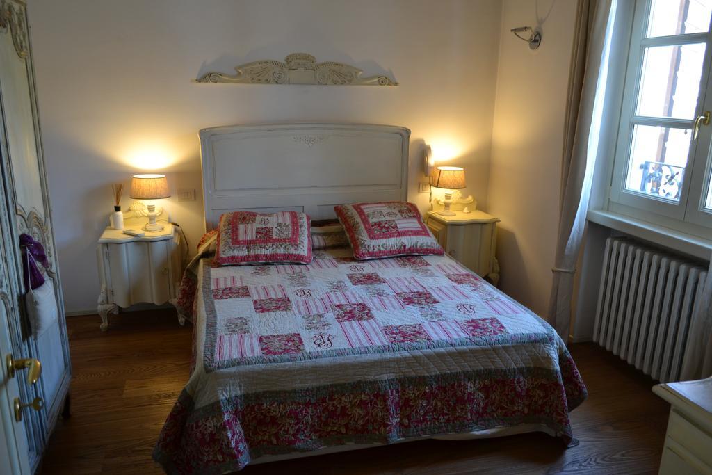 La Favola Sirmione Villa Buitenkant foto