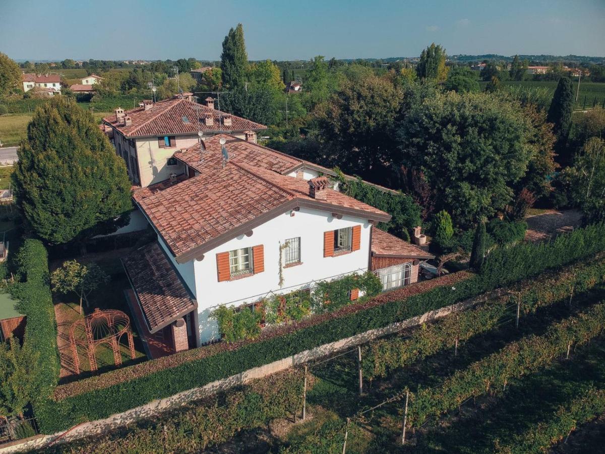 La Favola Sirmione Villa Buitenkant foto